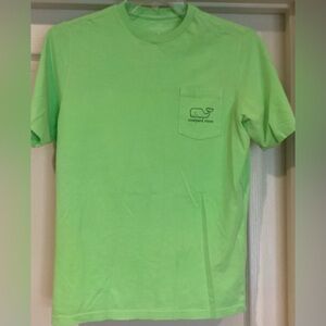 Vineyard Vines boys short sleeved t shirt (XL- 18)